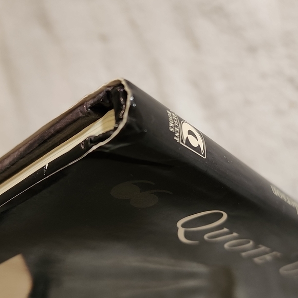 Marilyn Monroe Quotes Coffee Table Book - Picture 8 of 9